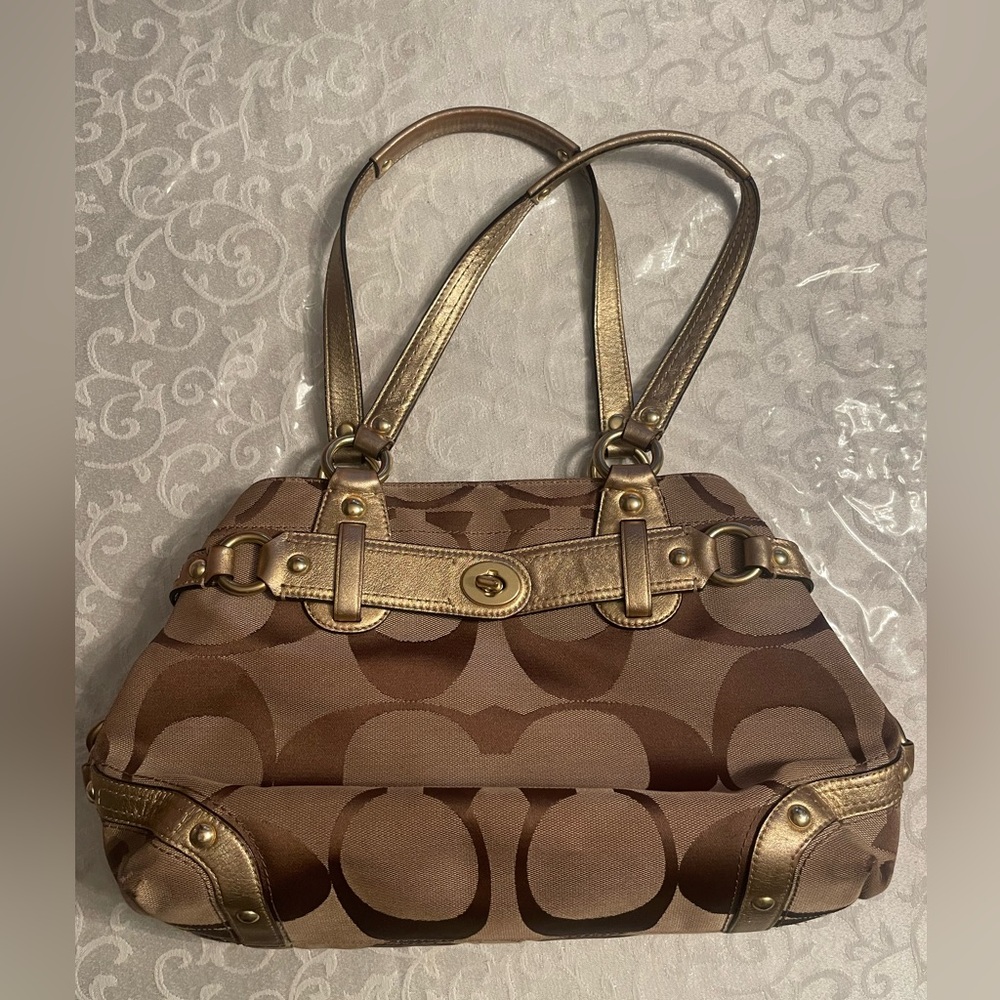 Coach Shoulder Bag- used
